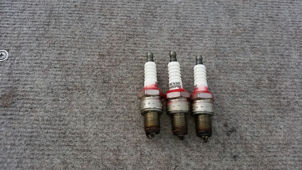 Westerbeke Generator spark plug mystery... Club Sea Ray